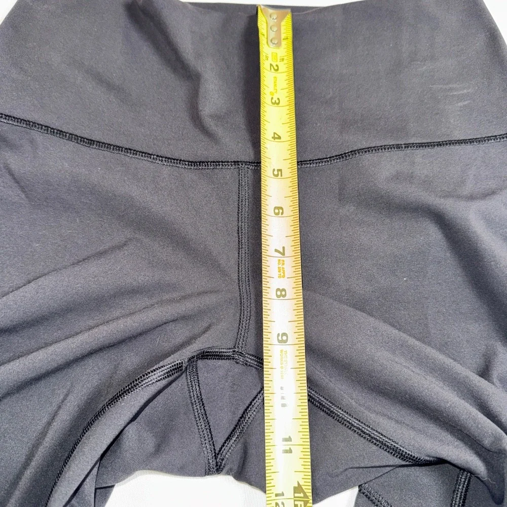 Lululemon Black Mesh Panel High Rise Leggings Size 8 Heathered‎ Grey Trim Yoga